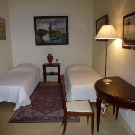 Sleeps 6 Air Con Wifi * Cannes
