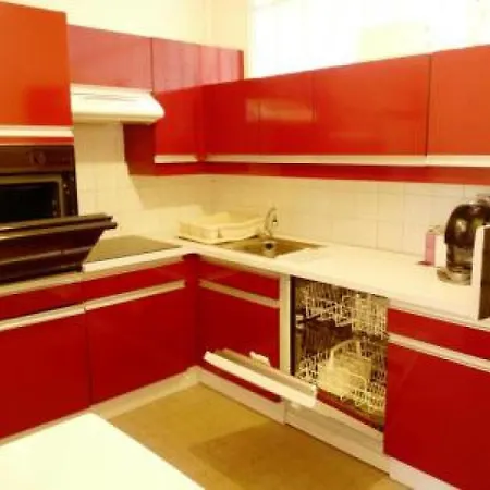 Sleeps 6 Air Con Wifi * Cannes