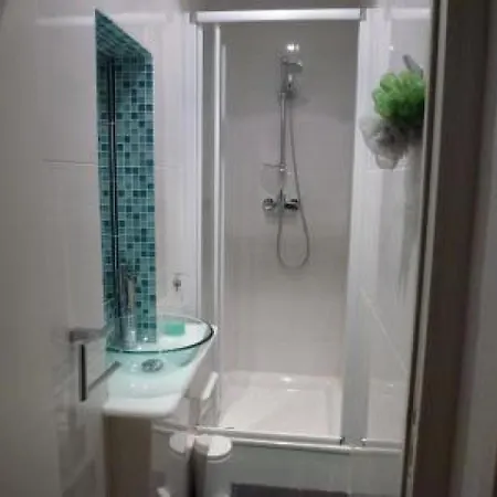 Appartement Sleeps 6 Air Con Wifi *