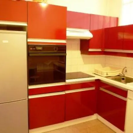 Apartment Sleeps 6 Air Con Wifi *