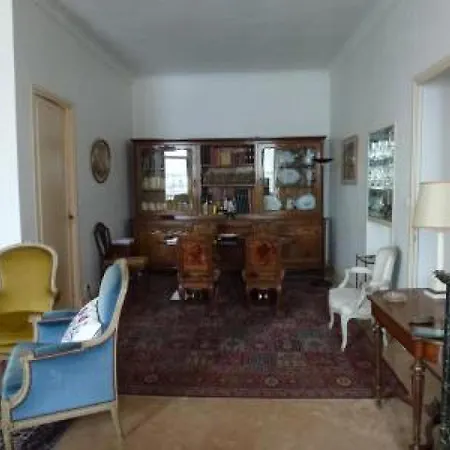 Lejlighed Sleeps 6 Air Con Wifi